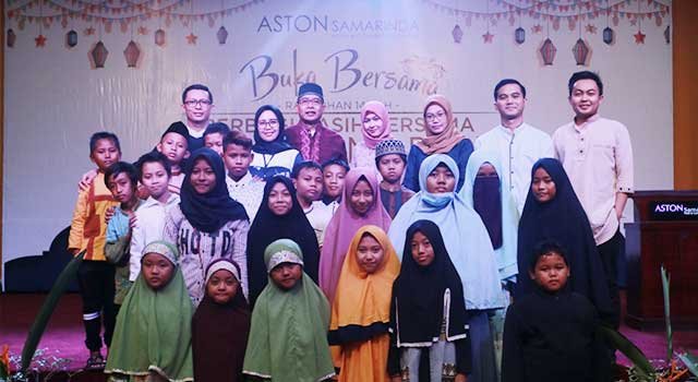 Aston Samarinda Berbagi Kasih di Penghujung Bulan Ramadan