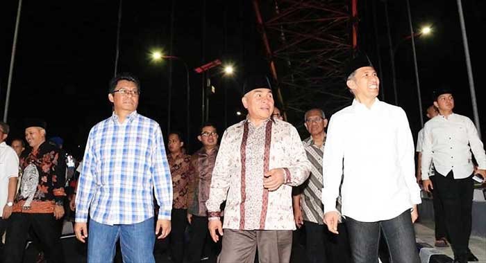 Jembatan mahkota iv