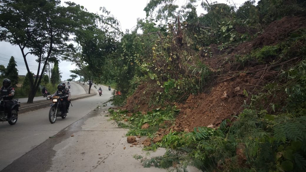Tanah Longsor Hantui Warga Mangkupalas, Aktivitas Tambang Diduga Jadi Biang Keroknya