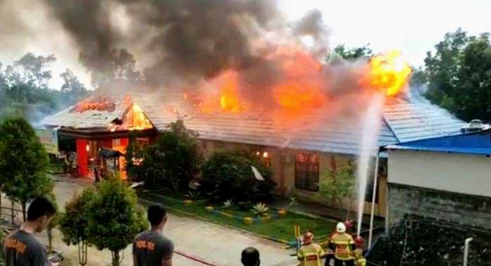 Kantor Polairud Polda Kaltim Terbakar, 18 Tahanan Berhasil Dievakuasi