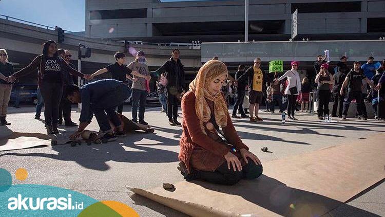 Umat Muslim AS Masih Alami Perlakuan Islamofobian, Perempuan Banyak Jadi Korban