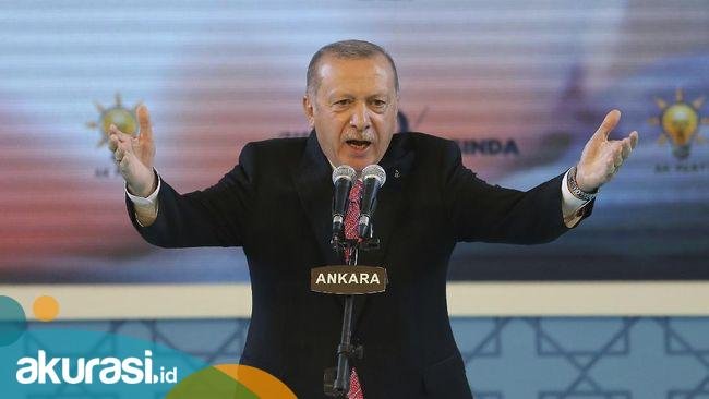 Lira Turki Anjlok, Erdogan Didesak Mundur Warga sampai Oposisi