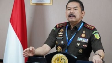 Tak Boleh Lagi, Terdakwa Mendadak Pakai Atribut Keagamaan di Sidang