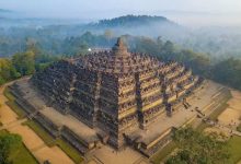 Ganjar dan Luhur Sepakat Tunda Kenaikan Harga Tiket Borobudur