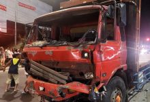 Truk Menabrak Mobil di Semarang Akibat Rem Blong: Kejadian Tragis di Jalan Raya Semarang