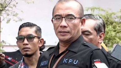 BREAKING NEWS: Ketua KPU Terbukti Lakukan Hubungan Badan dengan Petugas PPLN